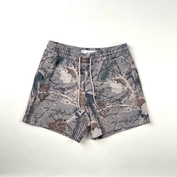 Hollister Men's Camouflage Athletic Shorts - Picture 1 of 4